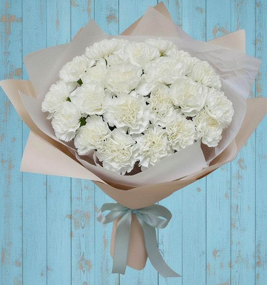 Букет цветов из: Гвоздики в Кумской Долине