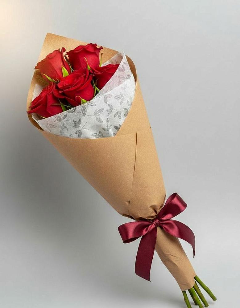 Букет цветов из: Розы в Кумской Долине