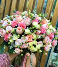 Букет цветов из:  Розы #REPLACE_PRED# Кумской Долине