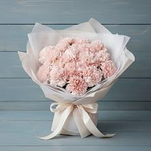 Букет цветов из:  Гвоздики в Кумской Долине