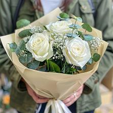 Букет Нежные грёзы в Кумской Долине Букет цветов из: Розы в Кумской Долине