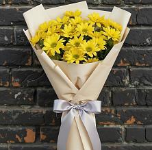 Букет цветов из:  Хризантемы в Кумской Долине