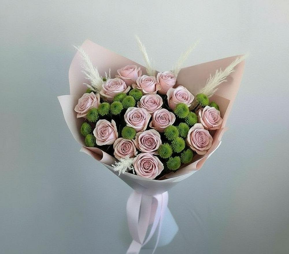 Букет цветов из: Розы и Хризантемы в Кумской Долине