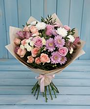 Букет цветов из:  Хризантемы, Розы и Альстромерии в Кумской Долине