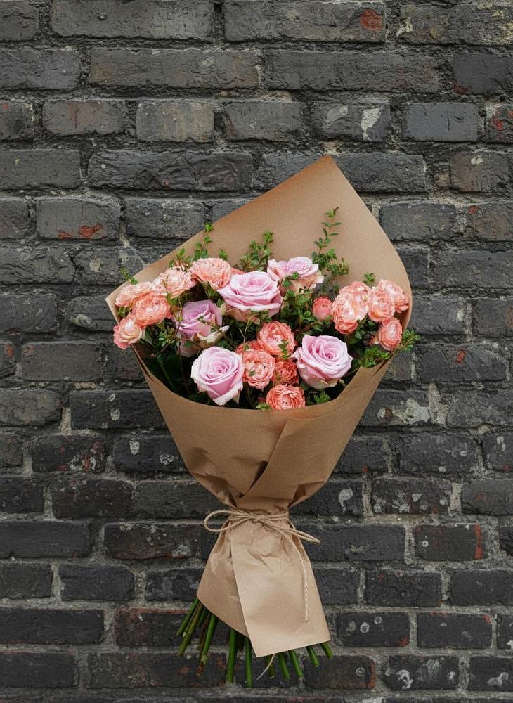 Букет цветов из: Розы в Кумской Долине