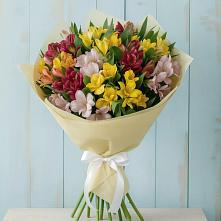 Букет цветов из:  Альстромерии в Кумской Долине