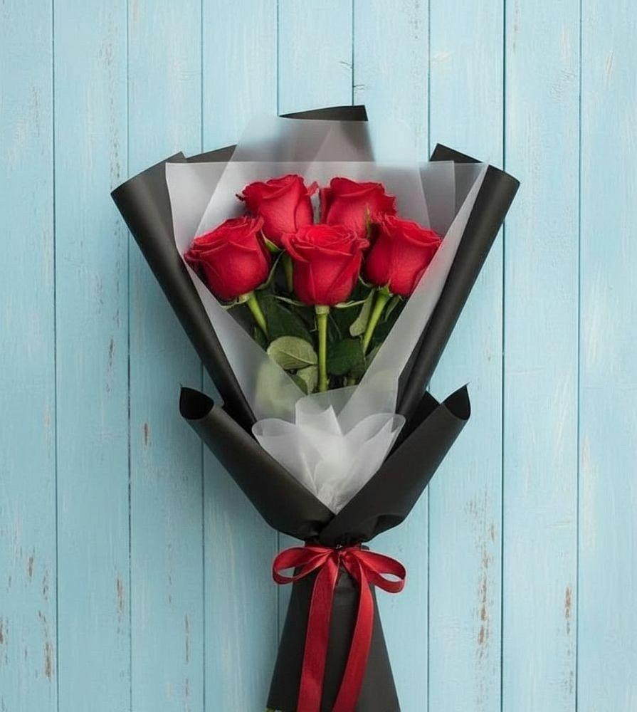 Букет цветов из: Розы в Кумской Долине