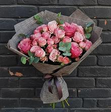 Букет цветов из:  Розы #REPLACE_PRED# Кумской Долине